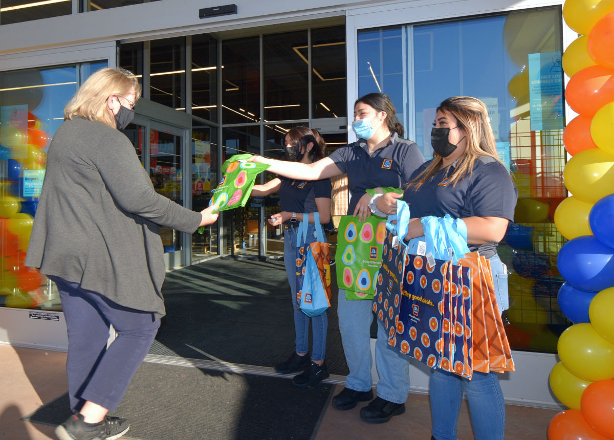 111121-smt-news-aldi-006